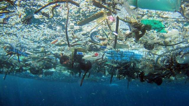 Isla de Plástico que se encuentra en el Océano Pacífico