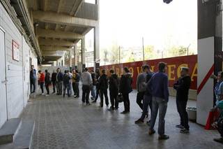 Los precios para acudir a un estadio del fútbol español se desorbitan y son imposibles de pagar por un ciudadano de la calle
