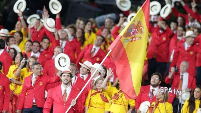 Los deportistas españoles con Pau Gasol como abanderado en los JJOO de Londres en 2012