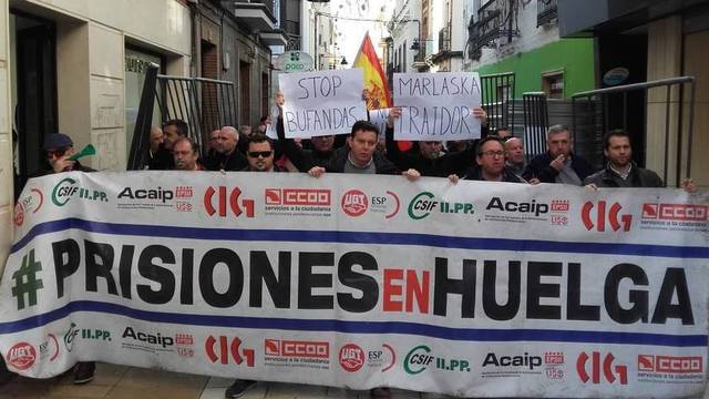 Manifestación de los sindicatos de prisiones en Huelva