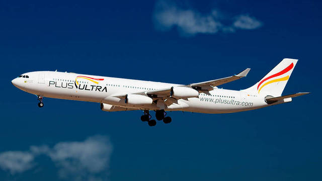 Un avión de la compañía Plus Ultra.