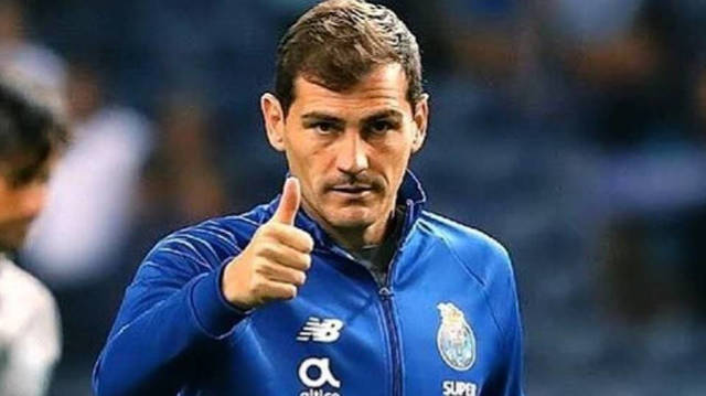 El meta del Oporto Iker Casillas.