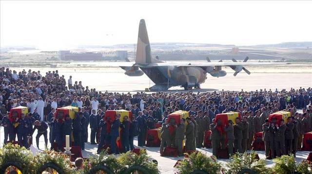 El funeral por las víctimas del Yak-42