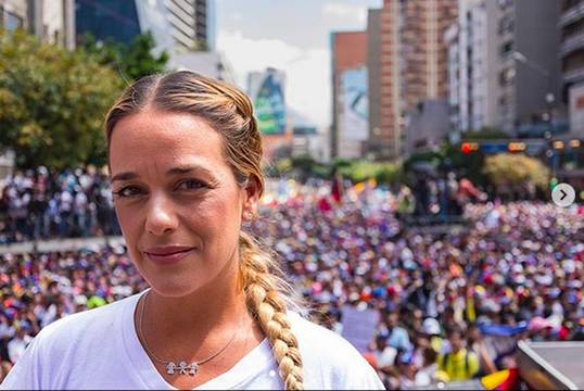 Lilian Tintori durante una manifestación en Caracas