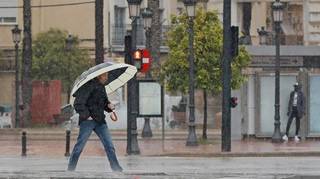 Alicante se sitúa en alerta amarilla meteorológica debido a un nuevo episodio de gota fría que está afectando a toda la provincia