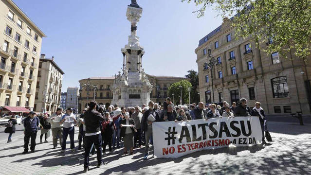 Una manifestación a favor de los detenidos de Alsasua.