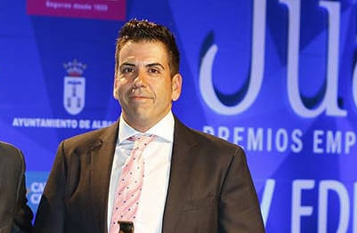 Juan Francisco Robles recibió un premio en Albacete.