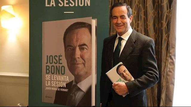 José Bono en la presentación de su libro. 