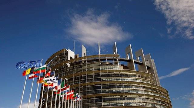 La nueva Directiva de la UE quiere garantizar la protección de los denunciantes de corrupción