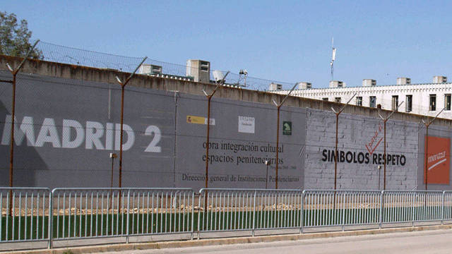 Los funcionarios denuncian la grave situación del centro penitenciario Madrid II.