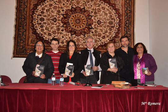Los participantes en la presentación del libro: Los versos del Ángel.
