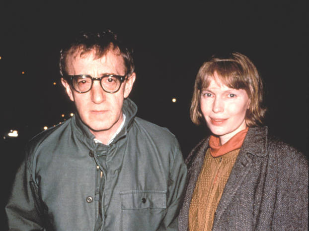 Woody Allen y Mia Farrow. 