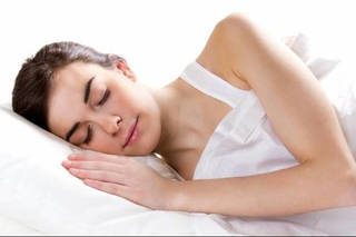 Consejos para lograr dormir bien y evitar alteraciones en el ciclo del sueño durante esta cuarentena 