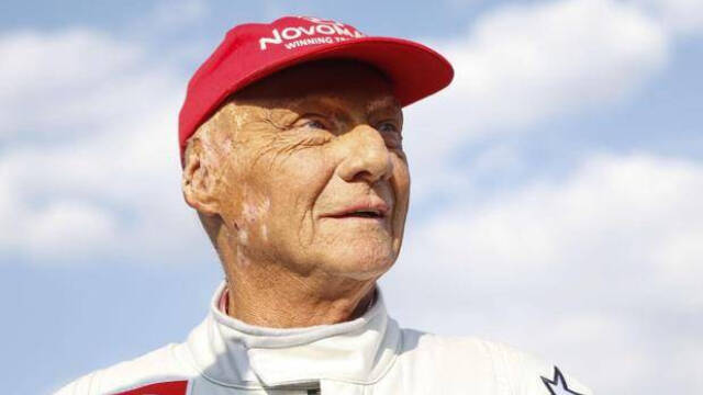 Niki Lauda ganó tres campeonatos: En 1975 y 1977 con Ferrari y en 1984 con McLaren