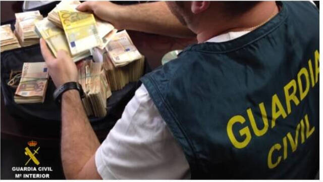 La Guardia Civil interceptó una gran cantidad de dinero en metálico en un banco ilícito del sistema hawala