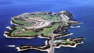 La Marbella extremeña: Ordenan demoler las obras del complejo Marina Isla de Valdecañas