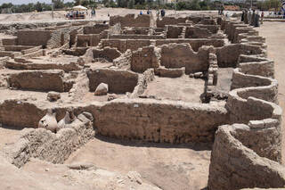 Descubren la "Ciudad Dorada Perdida" en Egipto, una civilización con tres mil años de antigüedad 