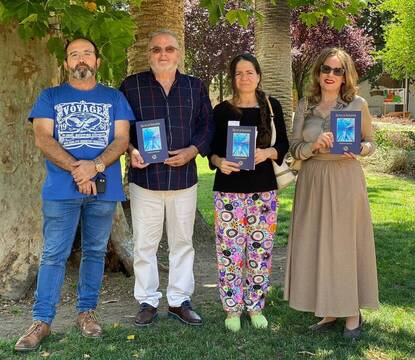 Calixto Torres (editor), Francisco Miranda (autor del libro), Pilar Redondo (autora de este artículo), Silvia Vázquez (protagonista de la historia).