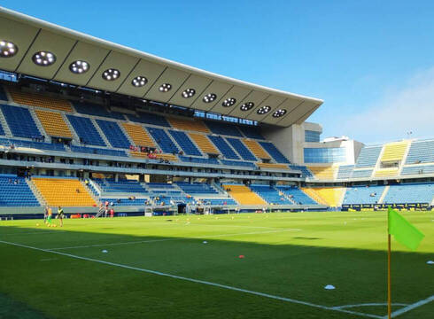 Estadio Ramón de Carranza en la previa de un partido