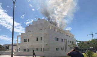 Declarado un incendio en la Comisaría de la Policía Nacional de Motril 
