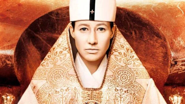Adaptación cinematogŕafica de la Papisa Juana. 