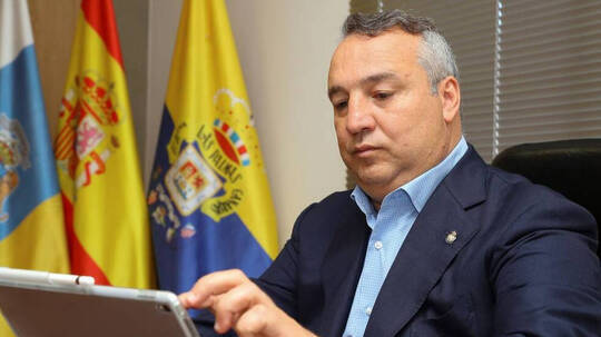 Miguel Ángel Ramírez, presidente de la UD Las Palmas en su despacho.