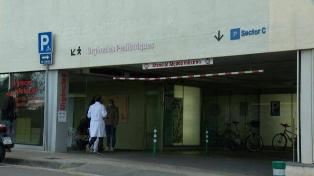 Hospital de Sant Joan de Déu, donde permanece ingresada la menor. 