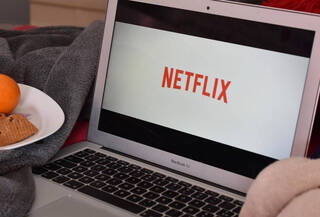 Netflix, a la deriva: La empresa se sitúa en el peor momento de su historia frente al resto de servicios de pago