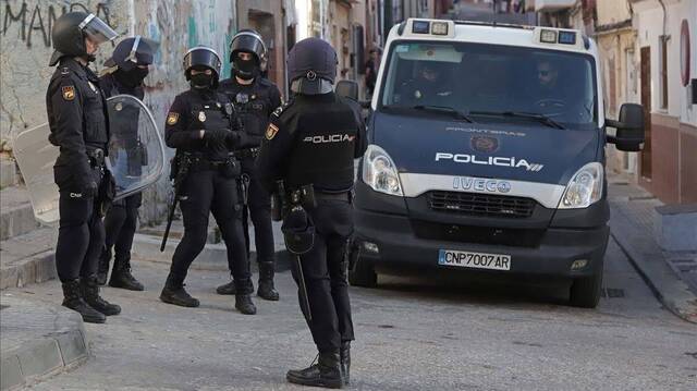 Policías en el Campo de Gibraltar.