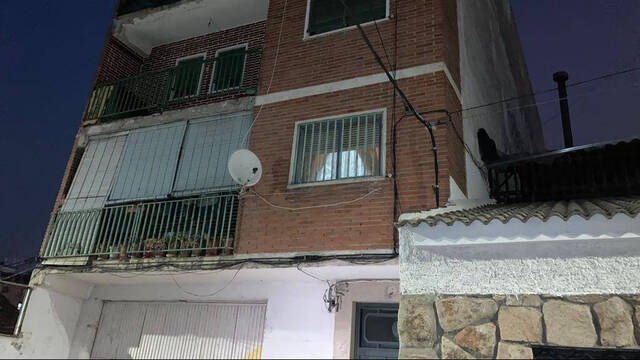 Casa en Móstoles (Madrid) en la que fue encontrado el cuerpo del hombre. 