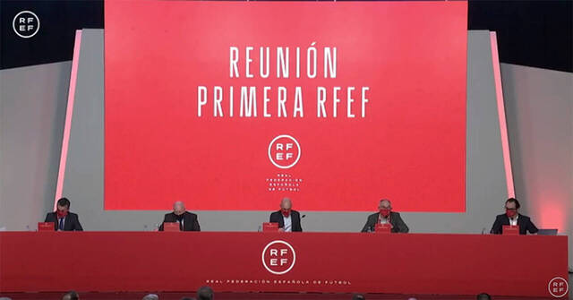 Reunión Primera RFEF.