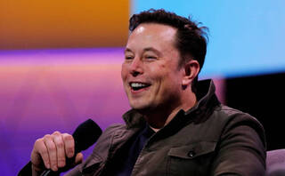 Elon Musk, el hombre más rico del mundo ahora extiende su poder con el control de Twitter