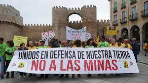 Manifestación en contra de las minas en Ávila.