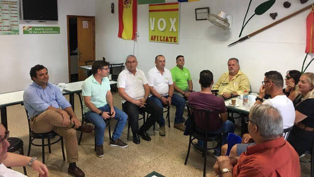 Reunión del Diputado nacional Alberto Rodríguez con afiliados en Gran Canaria.