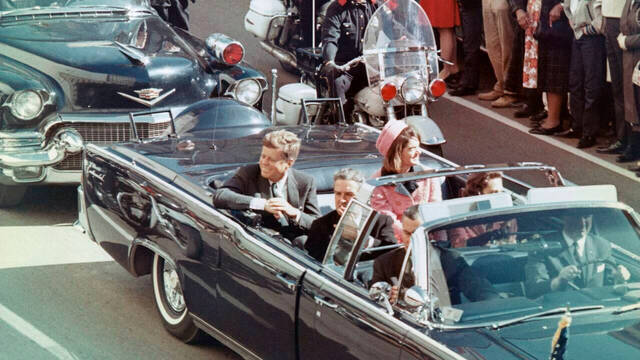 John Kennedy momentos antes de ser asesinado