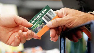 Mercadona rechaza tarjetas de fidelización alegando “precios bajos” que cada semana suben