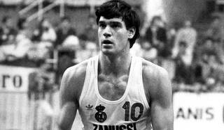 Aniversario del fallecimiento de Fernando Martin, el primer jugador de baloncesto que debutó en la NBA
