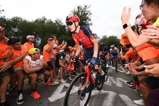 Carlos Rodríguez, la nueva perla del ciclismo español que está dando la sorpresa en el Tour de Francia