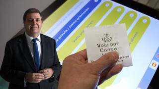 Sindicatos denuncian la instauración del 'secreto de Estado' en Correos en las cifras diarias de petición de voto