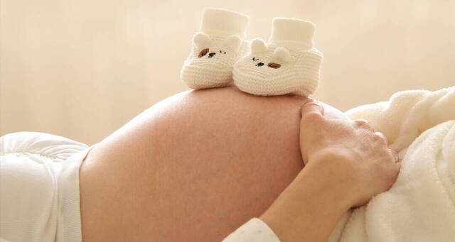 El hipnoparto y otros métodos de parto natural ganan popularidad entre muchas madres