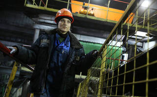 La brecha de género, asignatura pendiente en Rusia: Putin prohíbe 98 empleos a mujeres
