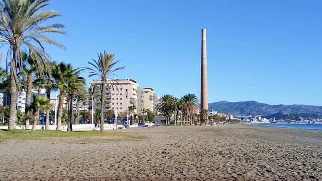 Playa de la Misericordia en Málaga.
