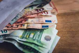 Concepto de préstamo: ¿Qué es exactamente un préstamo de 300 euros sin intereses?